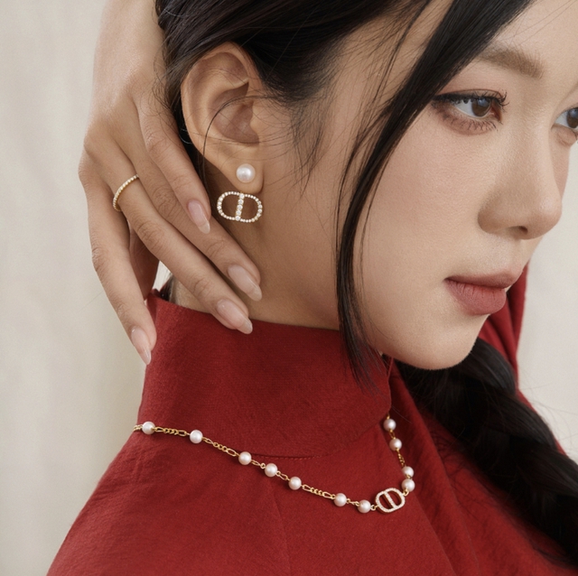 Tôn lên nét đẹp quý phái với trang sức ngọc trai - Ảnh 4.
