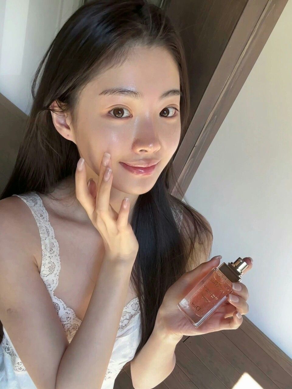 Cách duy trì làn da căng mịn sau khi nâng cơ mặt - Ảnh 2.