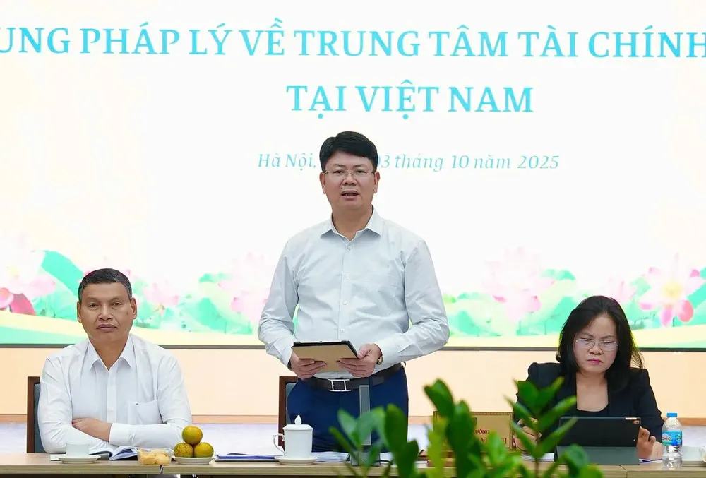 Thứ trưởng Bộ Tư pháp Nguyễn Thanh Tịnh phát biểu tại tọa đàm. Ảnh: BTP Khung pháp lý Nguyễn Thanh Tịnh.JPG