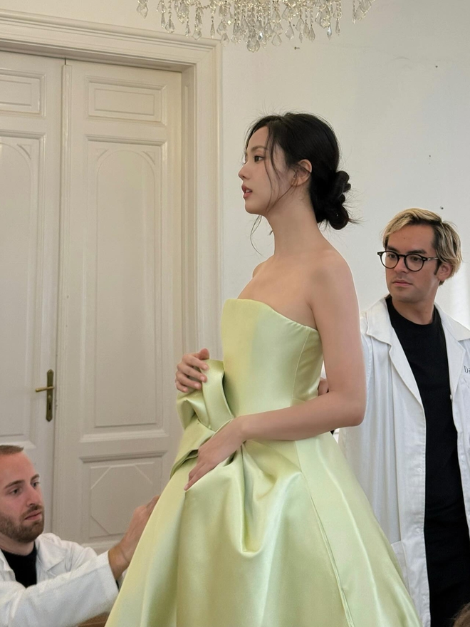 Cú lừa xuyên lục địa biến Jisoo thành trò đùa ở Dior- Ảnh 6.