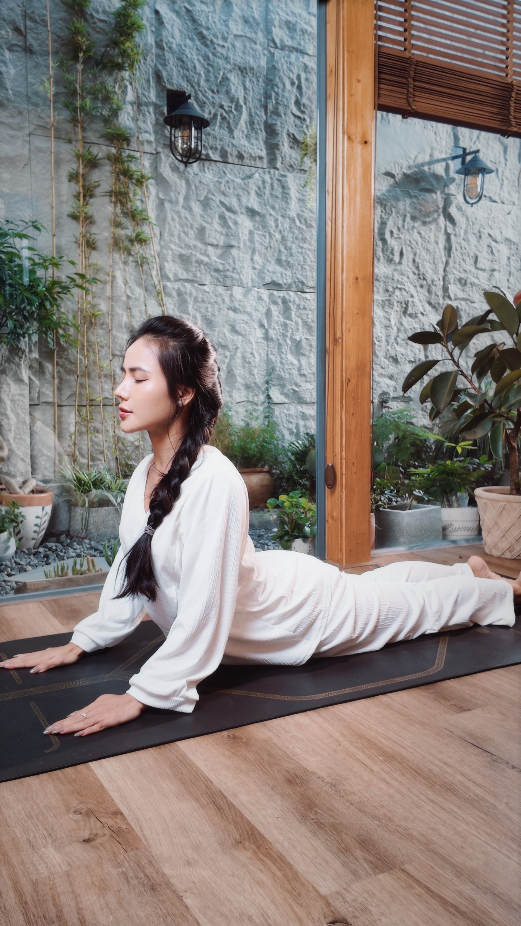 1759511278 118 Dung tra duong nhan thay tra sua uong nuoc