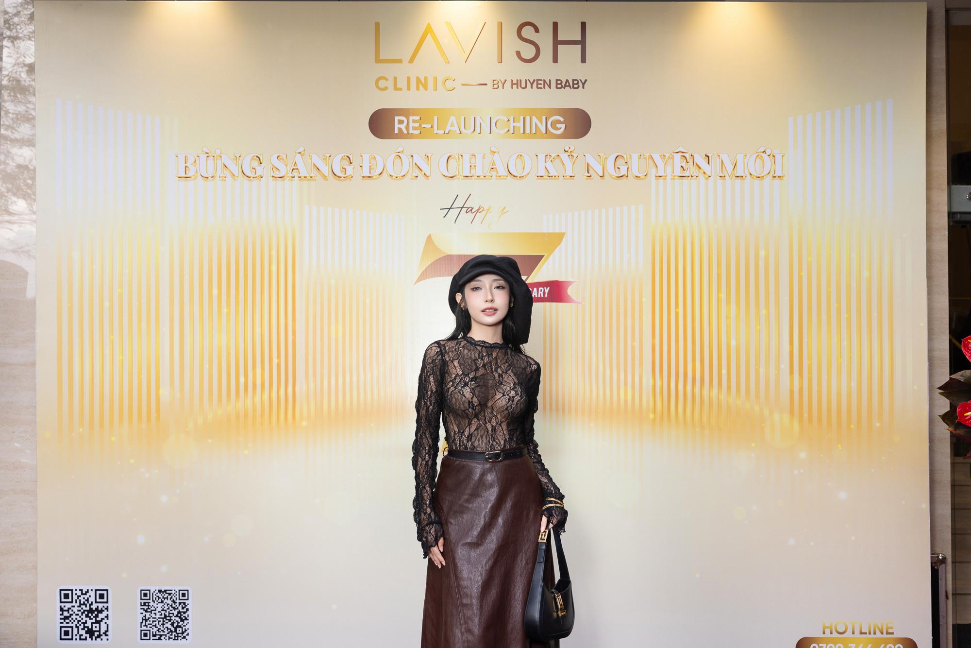 Ninh Dương Lan Ngọc, Diệp Lâm Anh, cùng loạt sao Việt choáng ngợp trước diện mạo mới của Lavish Clinic - By Huyền Baby- Ảnh 5.