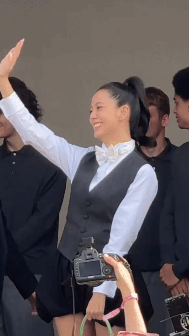 Show Dior gây hụt hẫng: Jisoo quay ngoắt 180 độ, Jimin 2 năm trở lại chưa đủ wow- Ảnh 2.