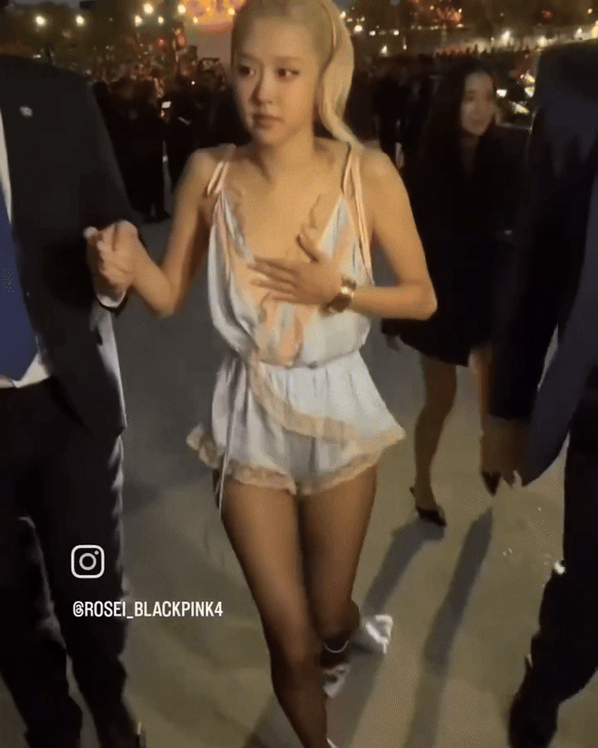 Rosé đã có một ngày tối sầm- Ảnh 10.