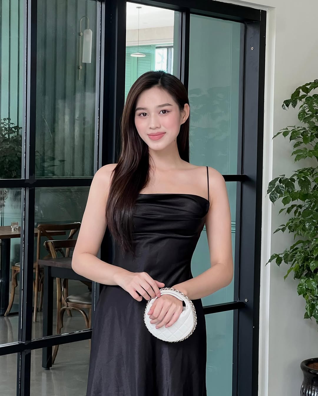 Hoa hậu Đỗ Hà: Khởi đầu từ Gucci, lên đời bằng Hermès- Ảnh 9.