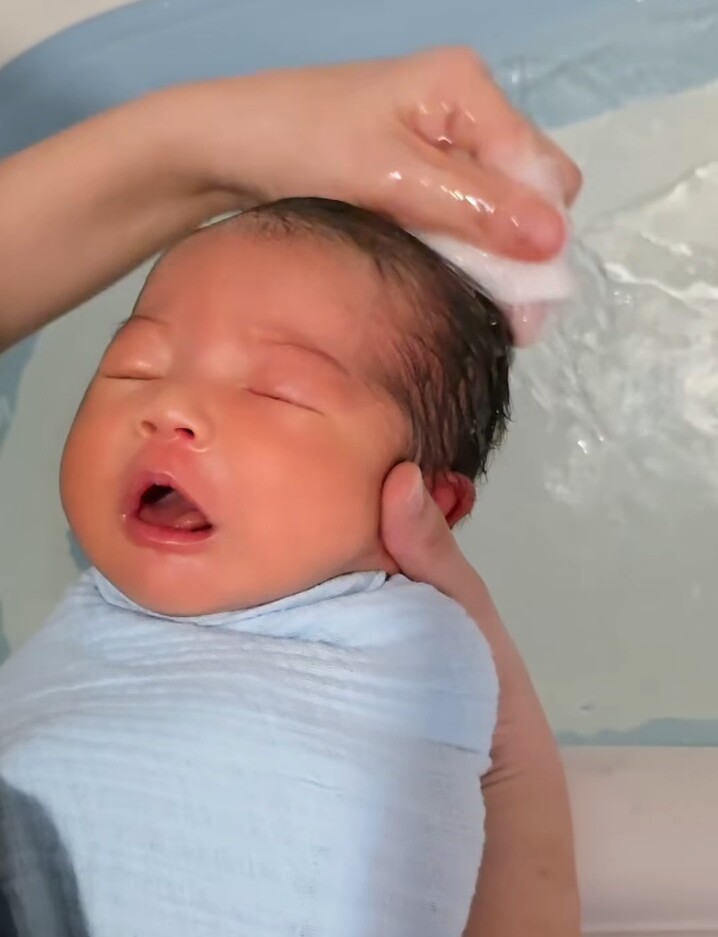 Ngoại hình đáng yêu của bé Harley, nhóc tì có nhiều biểu cảm đa dạng.