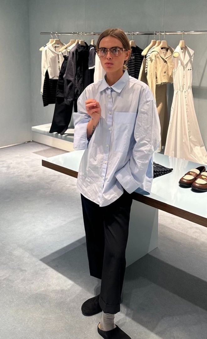 40 tuổi, phụ nữ nên tránh 3 lỗi phối đồ mùa thu khiến mình già đi trông thấy- Ảnh 6. 40 tuổi, phụ nữ nên tránh 3 lỗi phối đồ mùa thu khiến mình già đi trông thấy- Ảnh 6.