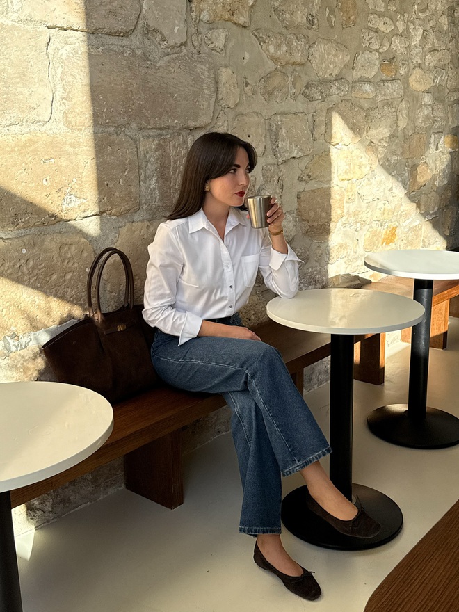 5 công thức diện đồ mùa thu được phụ nữ Pháp áp dụng nhiều nhất, đơn giản mà nâng tầm phong cách- Ảnh 3. 5 công thức diện đồ mùa thu được phụ nữ Pháp áp dụng nhiều nhất, đơn giản mà nâng tầm phong cách- Ảnh 3.