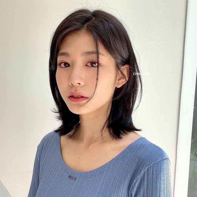 5 kiểu tóc layer đang được yêu thích nhất: Phù hợp mọi khuôn mặt, cắt xong là xinh lung linh- Ảnh 8. 5 kiểu tóc layer đang được yêu thích nhất: Phù hợp mọi khuôn mặt, cắt xong là xinh lung linh- Ảnh 8.