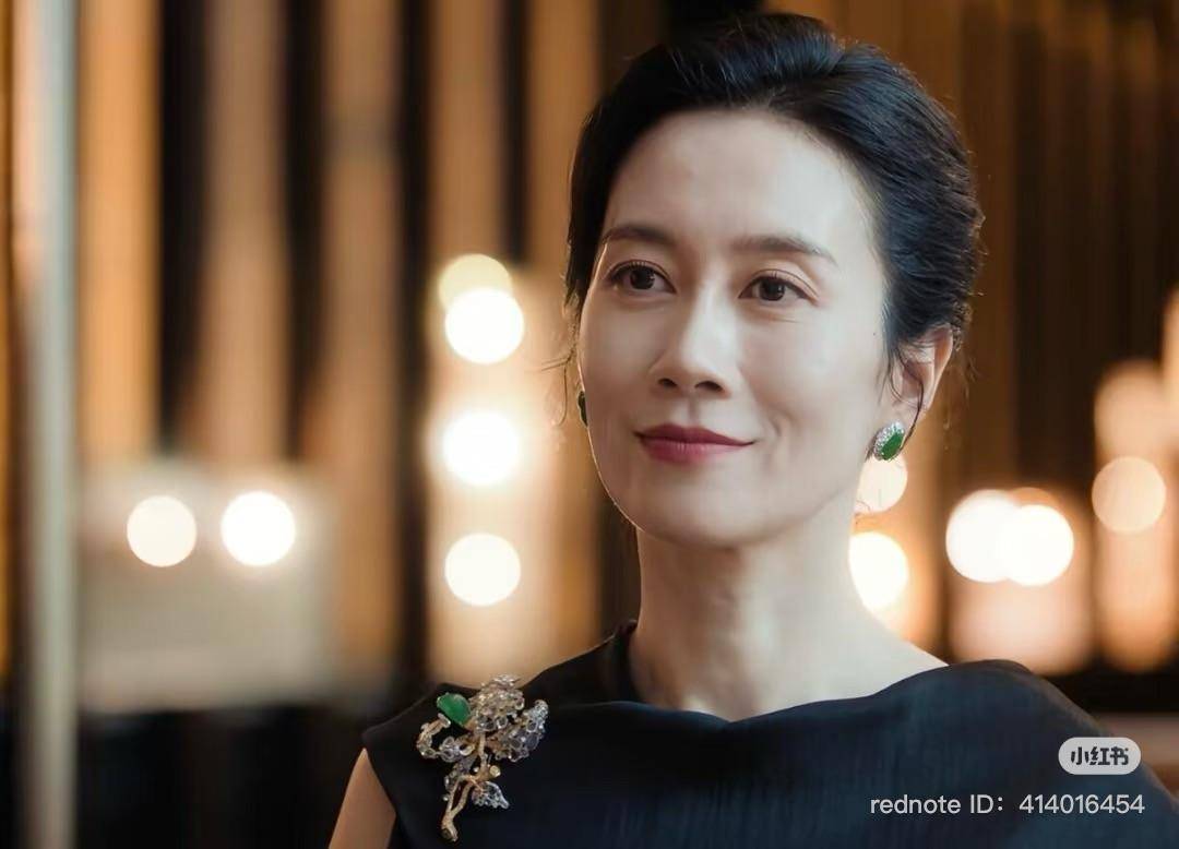 Soi “mẹ chồng” Triệu Lộ Tư mới thấy: Không phải vàng hay kim cương, đây mới là thứ “định nghĩa quyền lực” giới siêu giàu Trung Quốc- Ảnh 4. Soi “mẹ chồng” Triệu Lộ Tư mới thấy: Không phải vàng hay kim cương, đây mới là thứ “định nghĩa quyền lực” giới siêu giàu Trung Quốc- Ảnh 4.