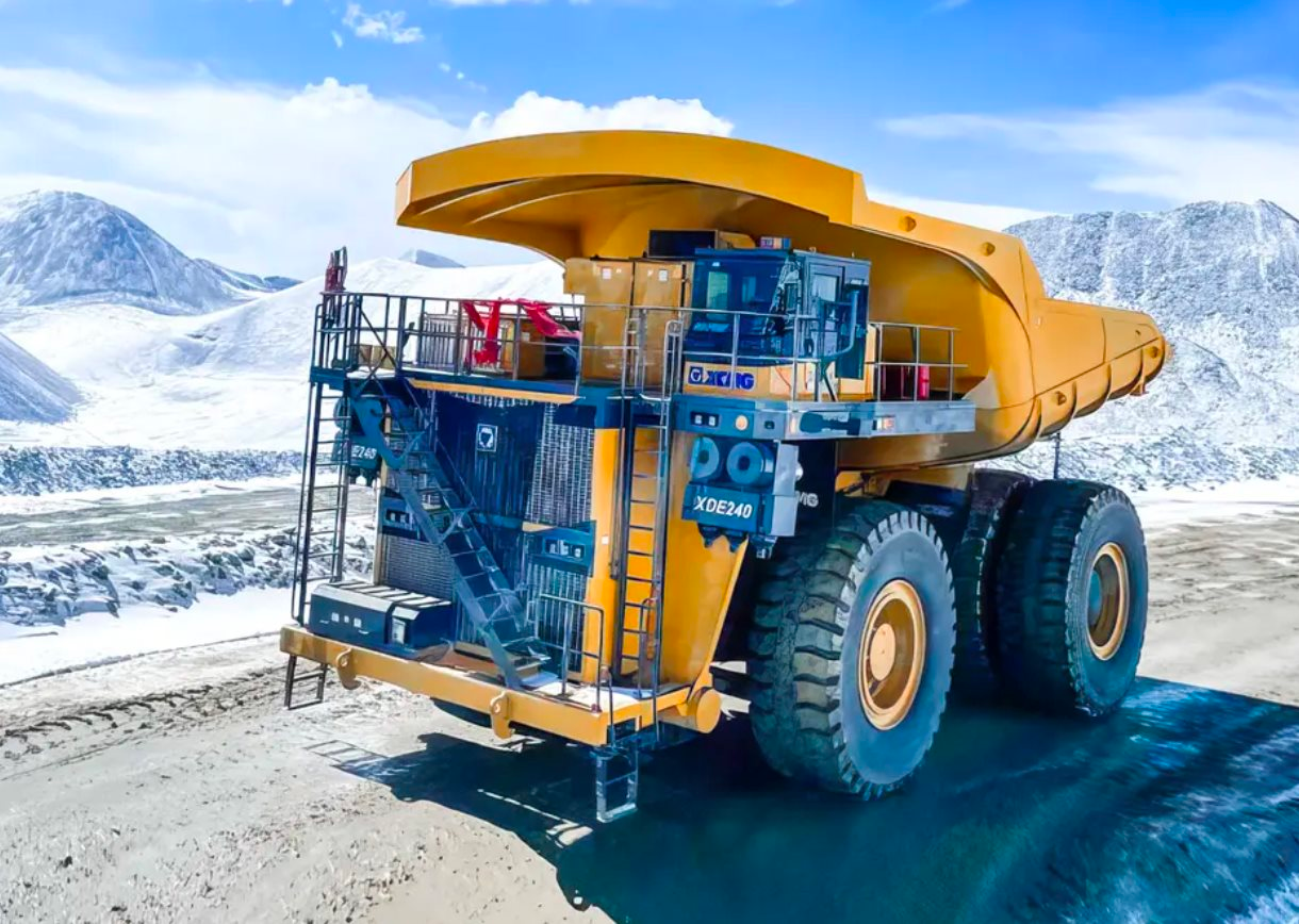 Phát hiện 200 xe tải 240 tấn không phát ra tiếng máy gầm rú, không cần xăng, âm thầm đào 