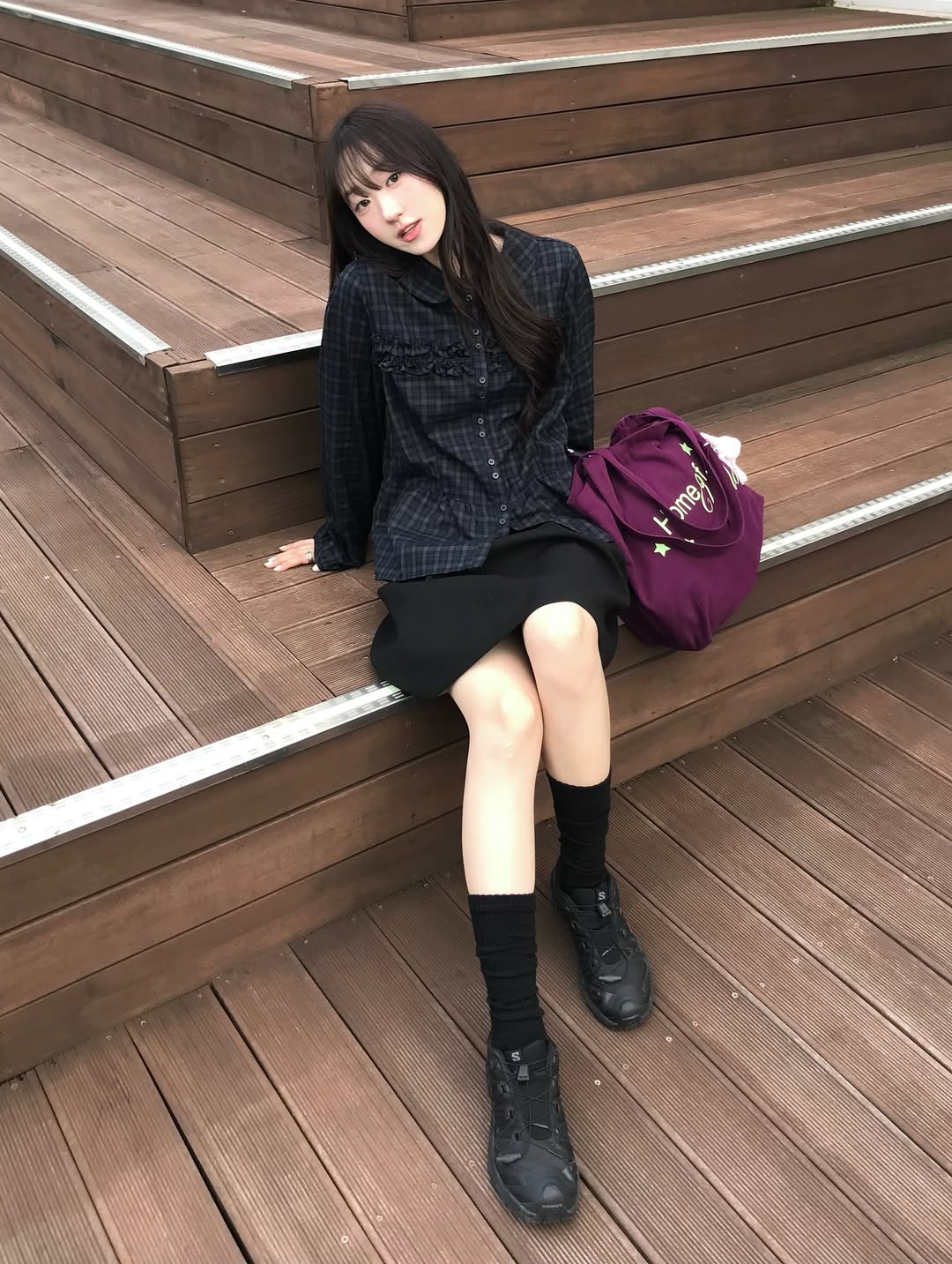 Salomon - Đôi sneakers “thô kệch” trở thành đồng phục của hội IT girl toàn cầu- Ảnh 16.