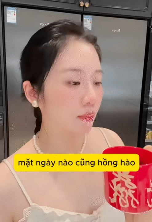 43 tuổi da vẫn căng mịn: Phụ nữ Trung Hoa có cách dưỡng nhan bằng máy sấy rất hay!- Ảnh 7.