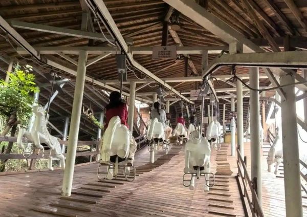 Nở rộ xu hướng “du lịch vô dụng”- Ảnh 2.