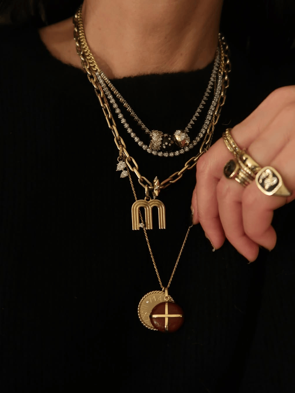 50 tuổi không cần “filter”: Chỉ nhờ phối đồ, một blogger Châu Á chinh phục hơn 750.000 fan- Ảnh 44.