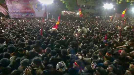 Giẫm đạp tại cuộc vận động tranh cử ở Ấn Độ, ít nhất 36 người thiệt mạng- Ảnh 2.