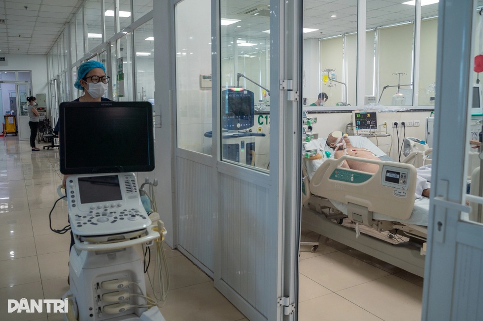 Nhật ký một ngày ở nơi “sinh tử giao nhau” của bóng hồng nội trú - 3