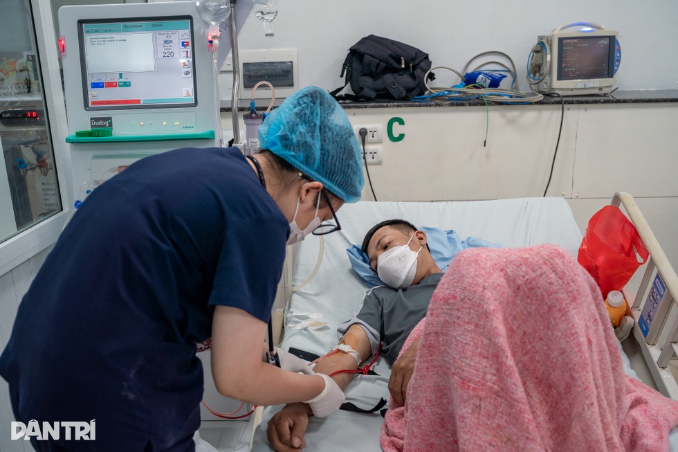 Nhật ký một ngày ở nơi “sinh tử giao nhau” của bóng hồng nội trú - 13