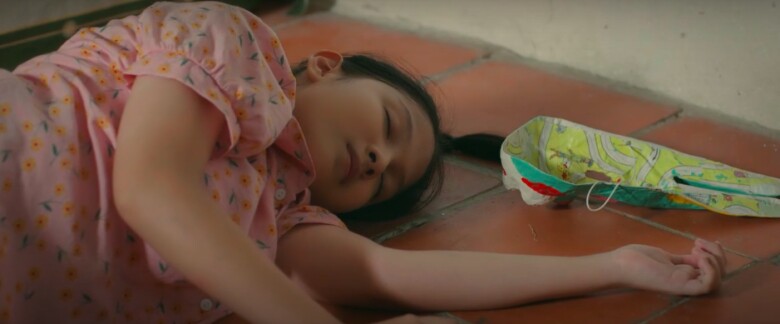 Bé gái ra đi đột ngột trong Cách Em 1 Milimet: Từng đóng chung với Hồng Diễm, ngoài đời mặt xinh như búp bê - 4