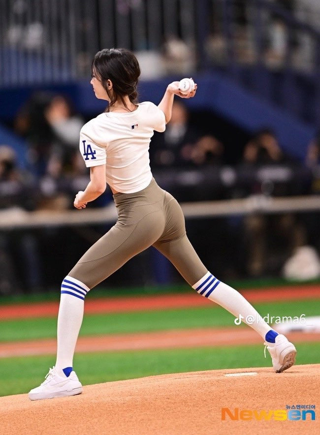 Mỹ nhân khiến Han So Hee 