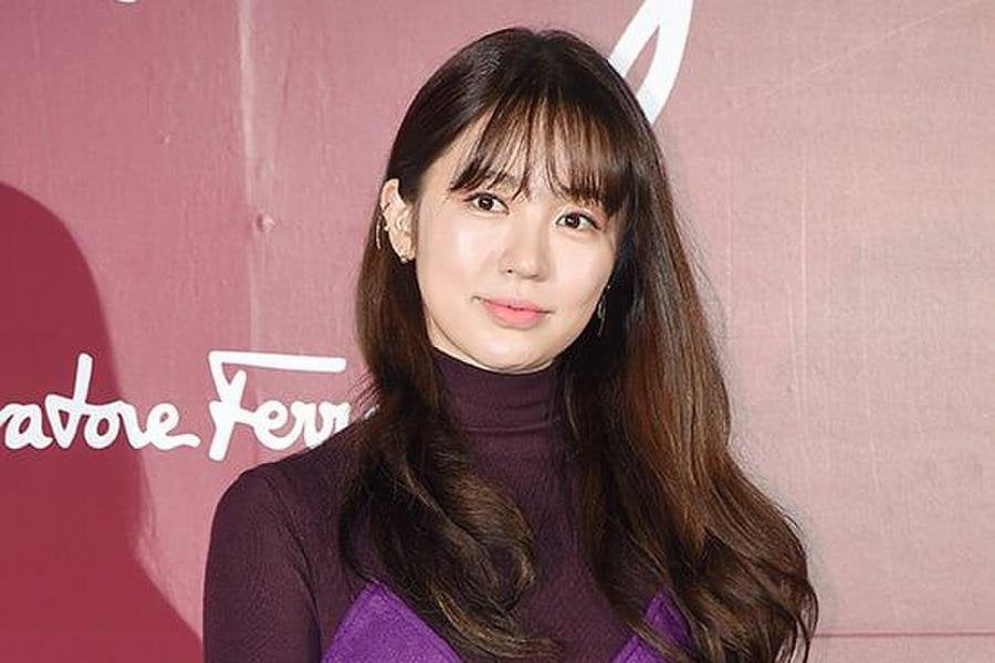 Thái tử phi đẹp nhất Hàn Quốc tiết lộ bí quyết để có mái tóc dày dặn, khỏe đẹp lại giảm rụng- Ảnh 2.