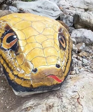 1759593463 822 No da o day hang tram trieu nam