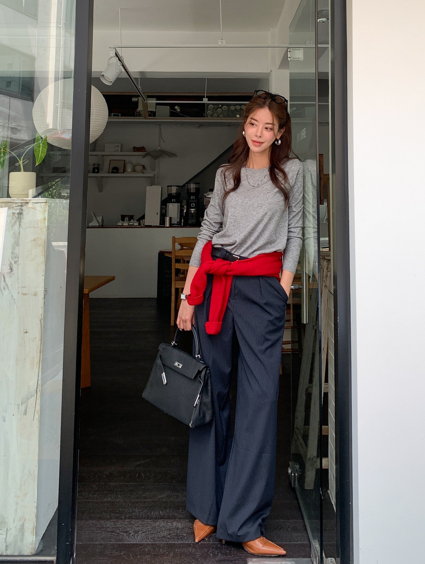 4 mẫu quần dài phổ biến nhất mùa thu này, sang tới mùa đông mặc vẫn đẹp xuất sắc- Ảnh 7.