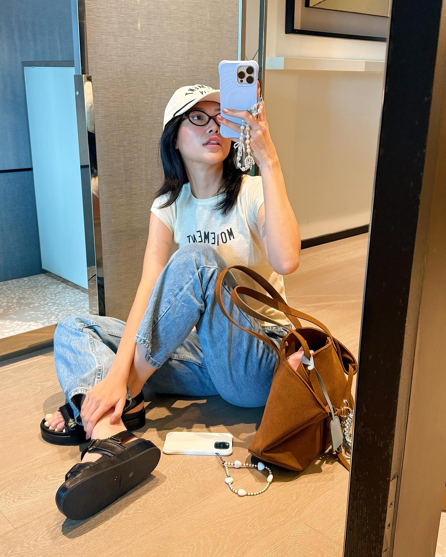 2 mỹ nhân Việt tóc ngắn có gu thời trang cực đỉnh, ngắm là muốn tham khảo từng set đồ- Ảnh 6. 2 mỹ nhân Việt tóc ngắn có gu thời trang cực đỉnh, ngắm là muốn tham khảo từng set đồ- Ảnh 6.