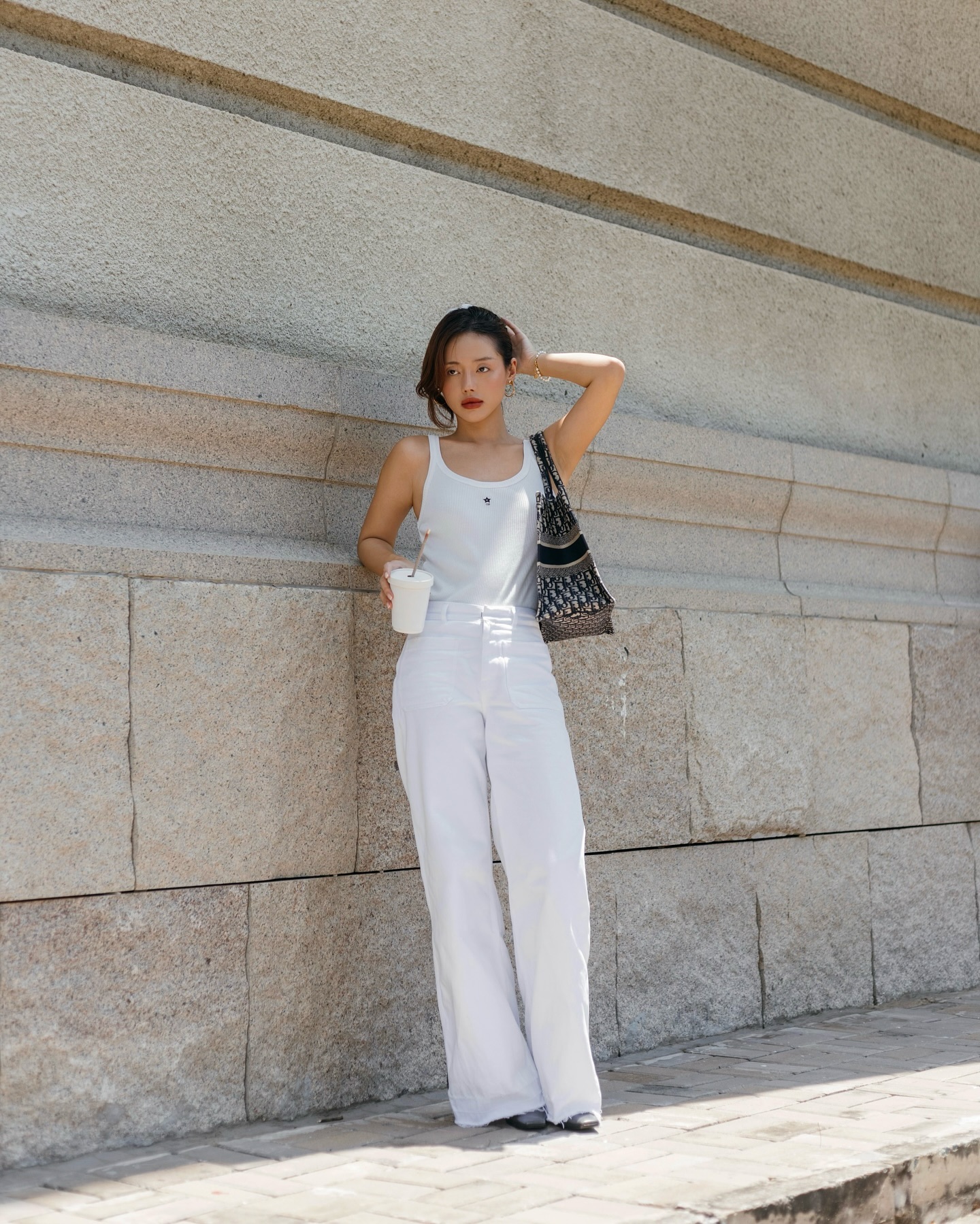 2 mỹ nhân Việt tóc ngắn có gu thời trang cực đỉnh, ngắm là muốn tham khảo từng set đồ- Ảnh 7. 2 mỹ nhân Việt tóc ngắn có gu thời trang cực đỉnh, ngắm là muốn tham khảo từng set đồ- Ảnh 7.