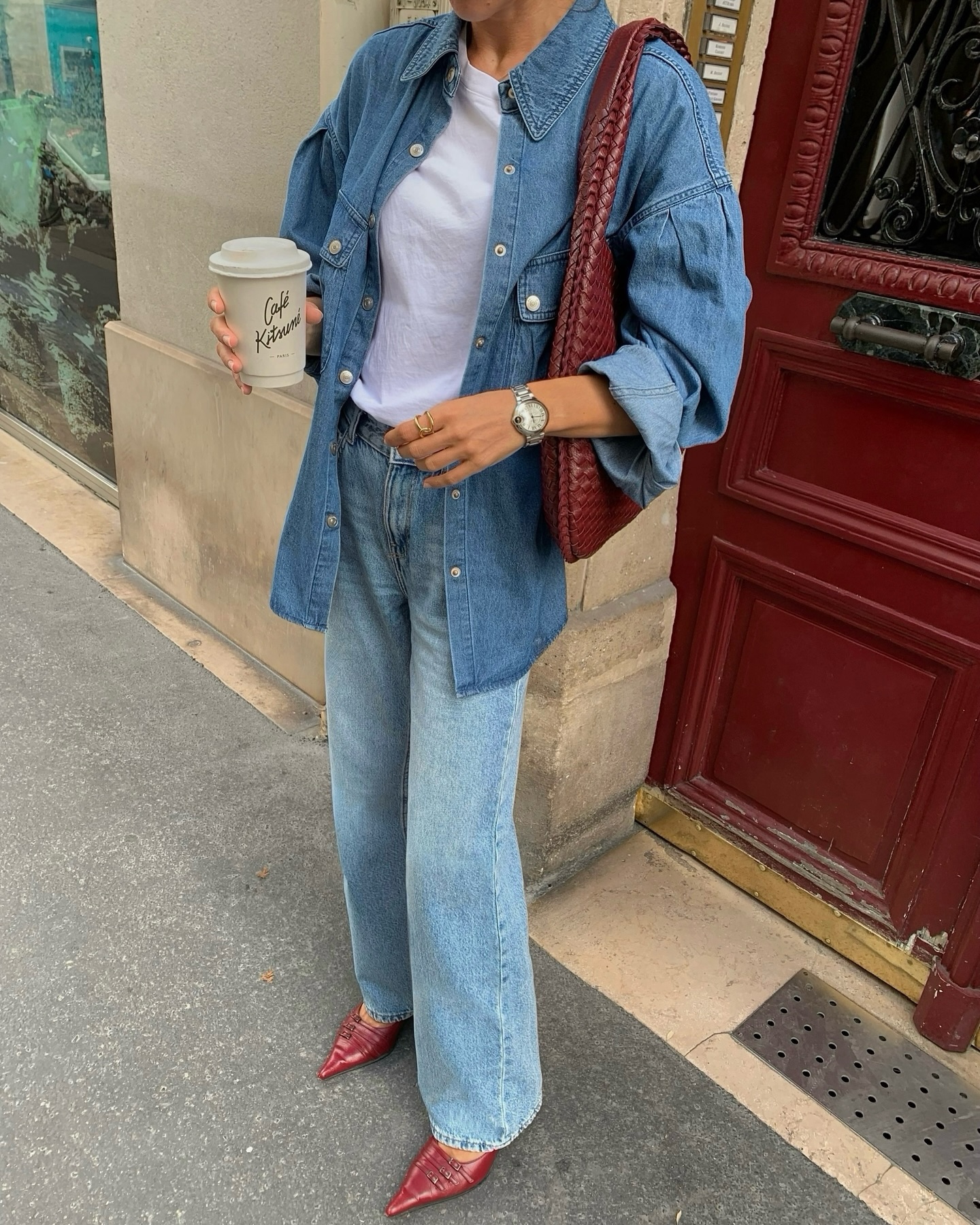 Áo sơ mi mùa thu năm nay quá đẹp, chị em sẽ muốn sắm 4 kiểu siêu sang và hack tuổi- Ảnh 5.