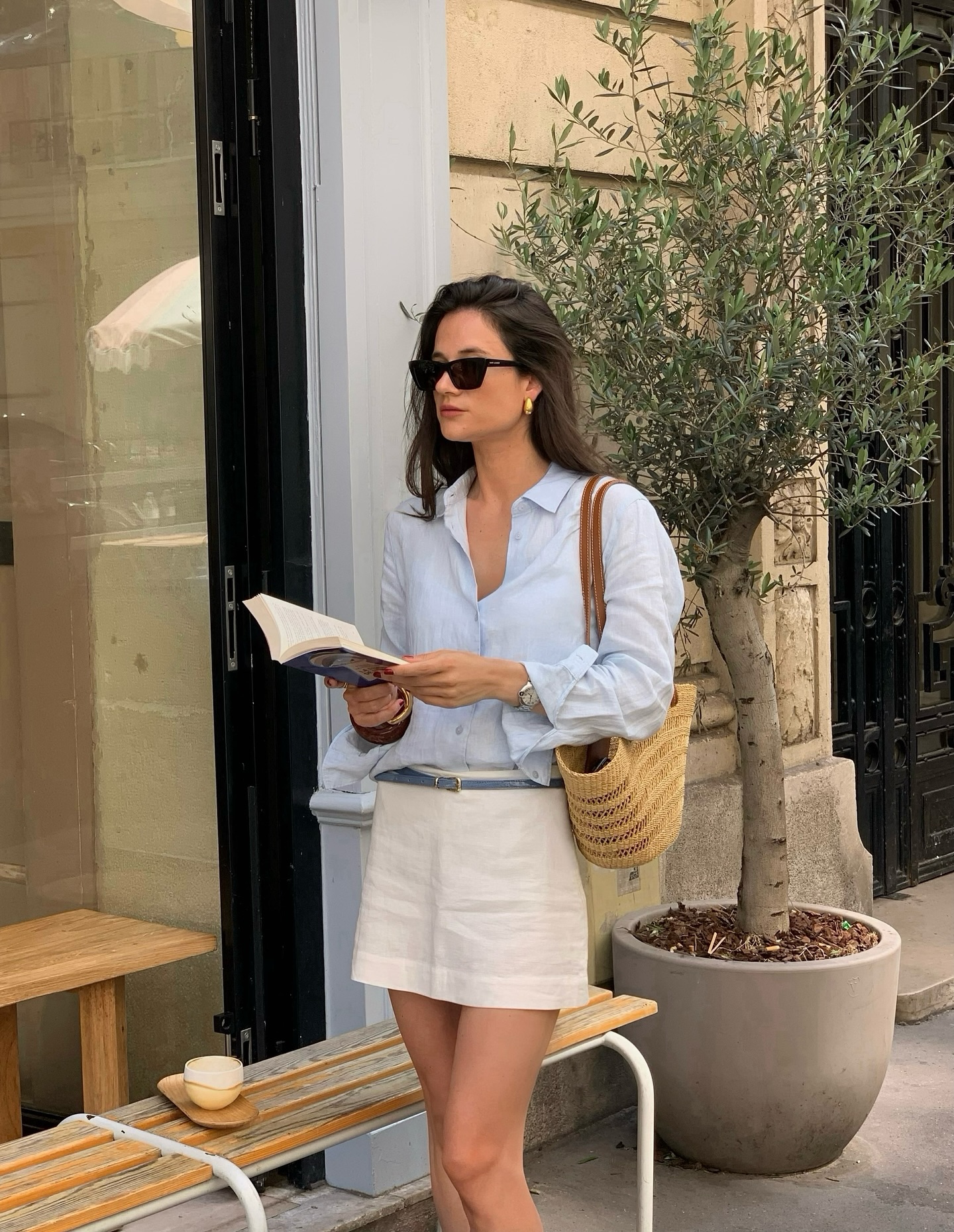 5 món thời trang tối giản được phụ nữ Pháp mê mẩn từ năm này qua năm khác- Ảnh 2. 5 món thời trang tối giản được phụ nữ Pháp mê mẩn từ năm này qua năm khác- Ảnh 2.