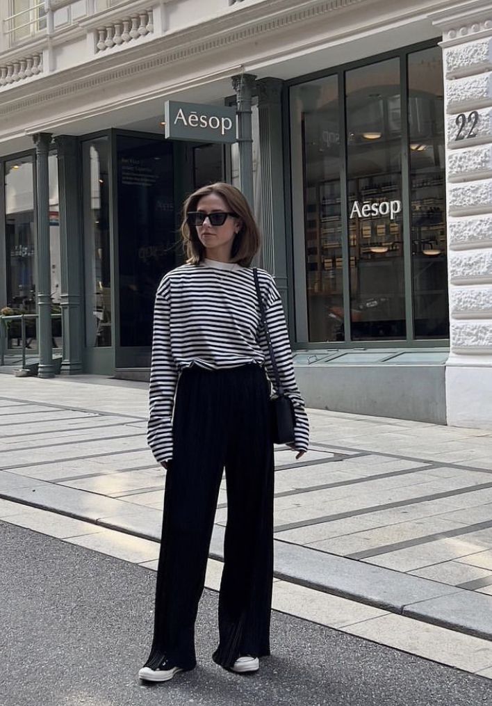 Tìm ra kiểu áo hot nhất mùa thu này, ai mặc cũng đẹp không điểm chê- Ảnh 3.