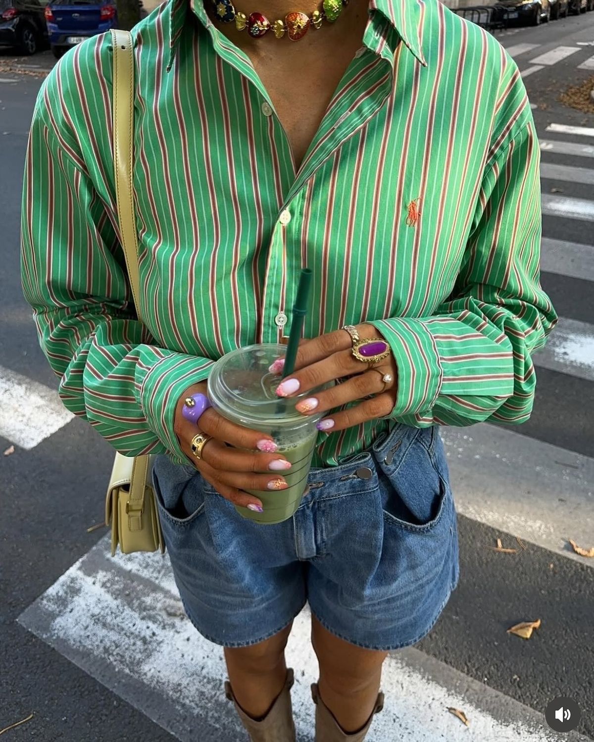 Tìm ra kiểu áo hot nhất mùa thu này, ai mặc cũng đẹp không điểm chê- Ảnh 42.