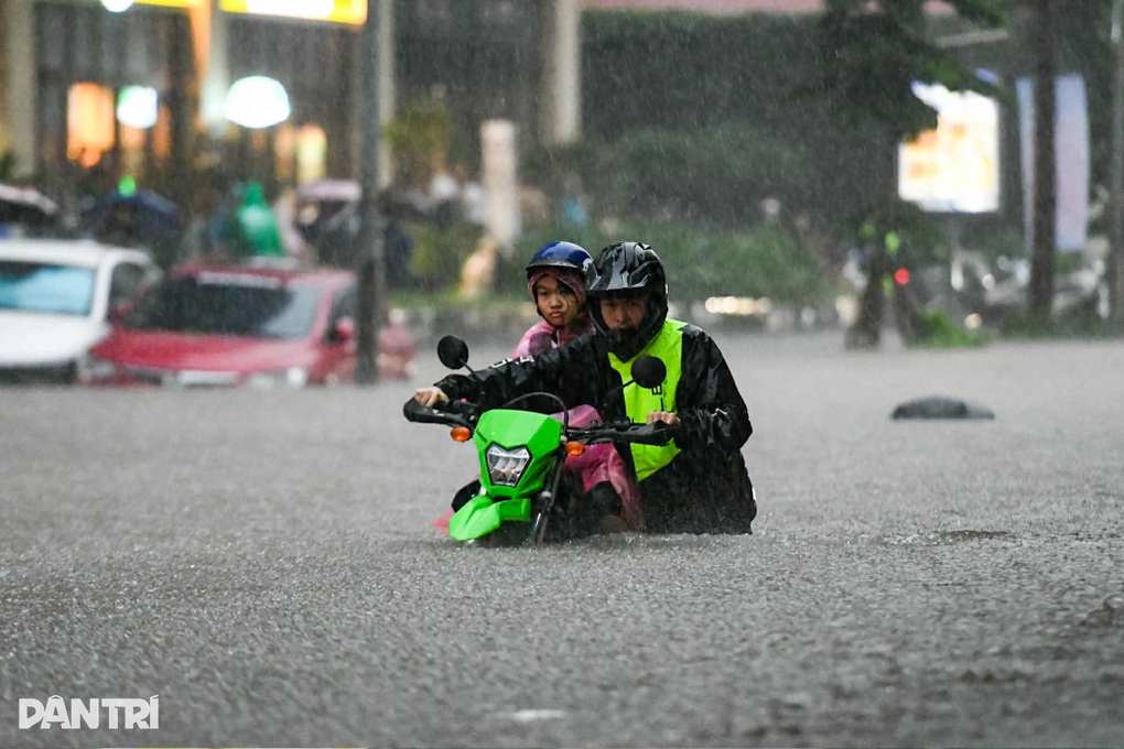 Hà Nội khuyến khích cho cán bộ, người lao động làm việc online ngày 6/10 - 2