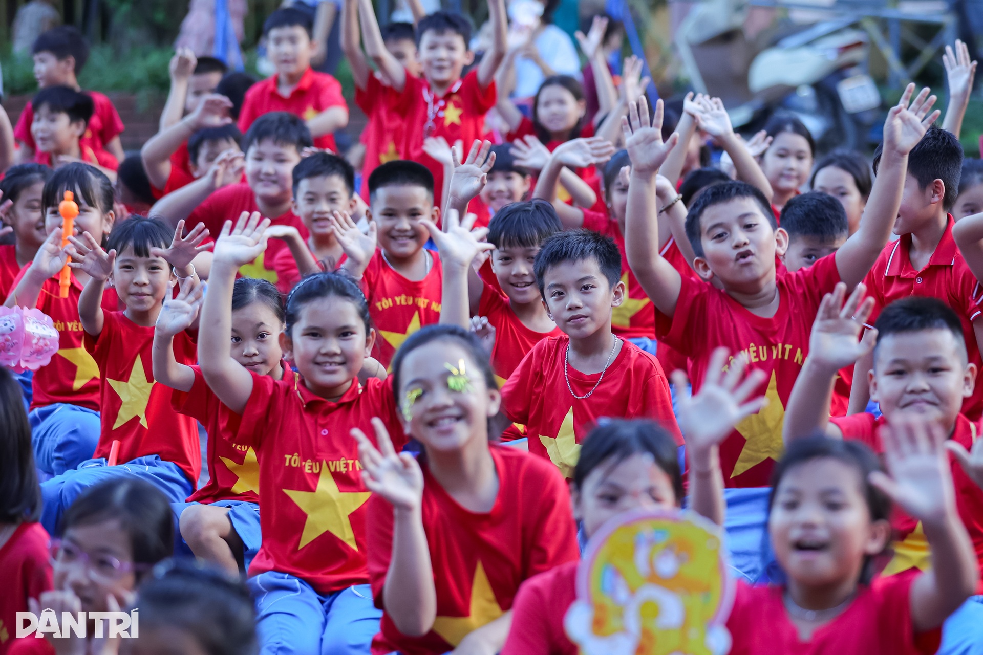 Niềm vui Tết Trung thu của 440 em nhỏ vùng rốn lũ Nghệ An - 15