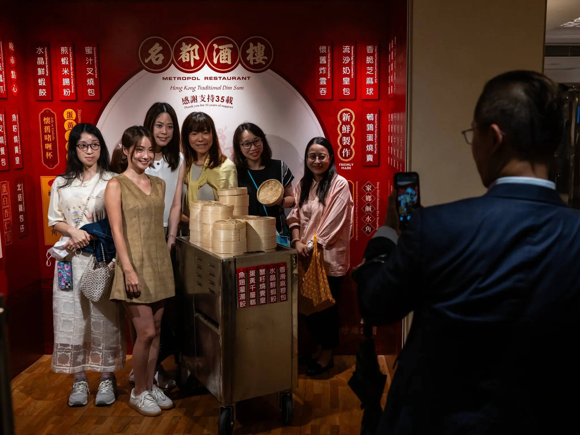 Nhà hàng dimsum huyền thoại của Hong Kong đóng cửa sau 35 năm- Ảnh 4.