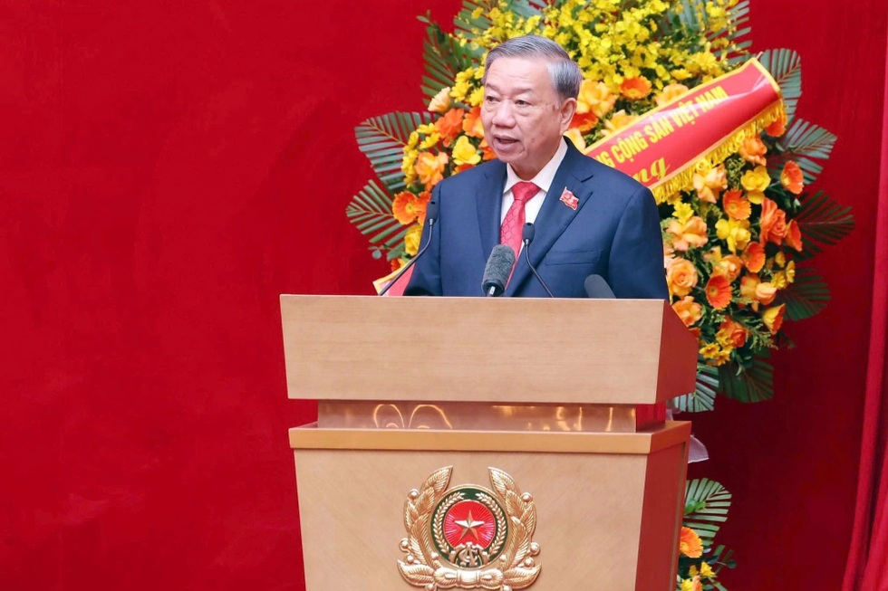 Công an nhân dân phải dám nghĩ, dám làm, dám chịu trách nhiệm, dám hy sinh - 2