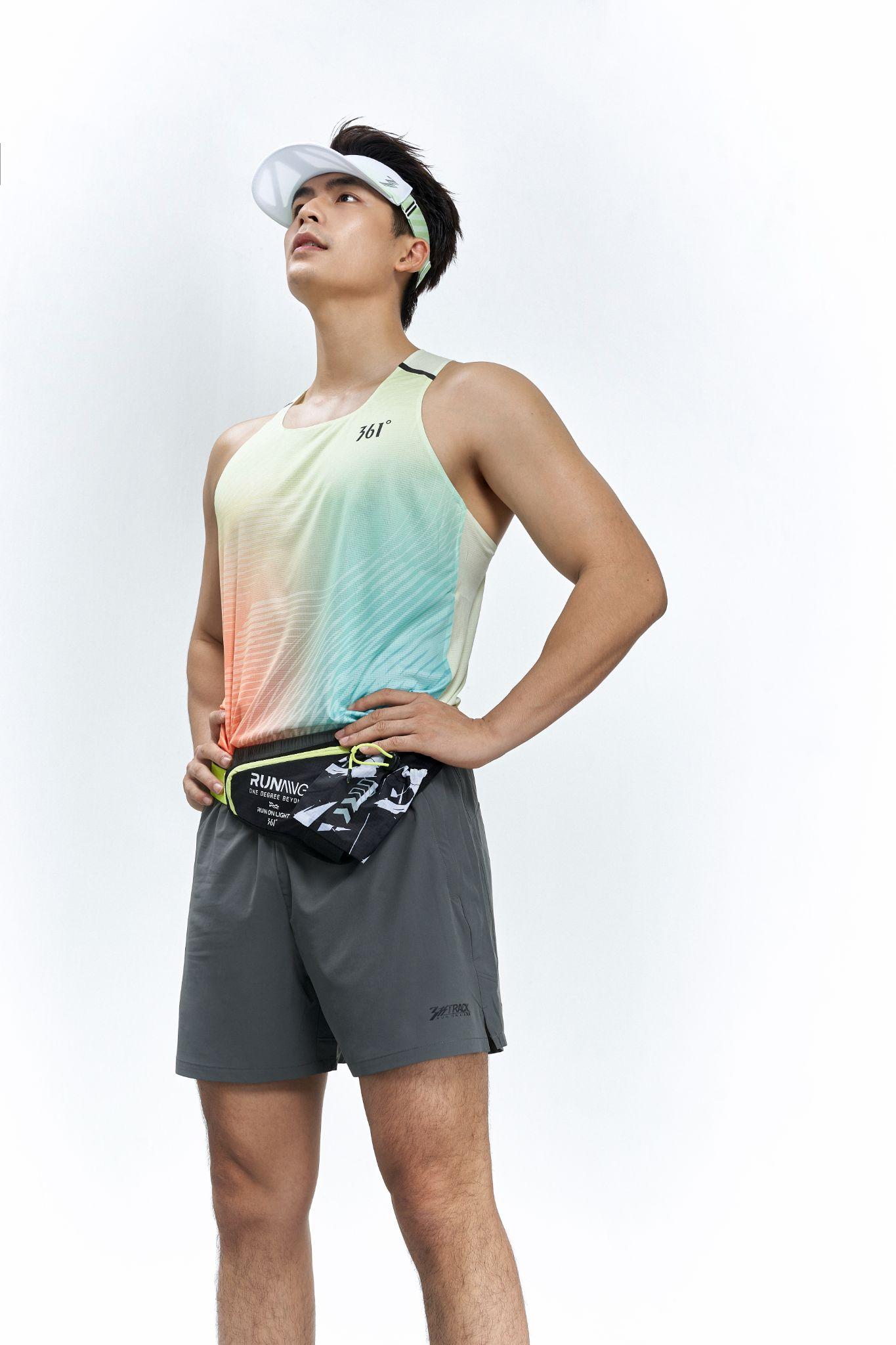 Diễn viên Trần Quốc Anh “tái xuất” lạ mắt với hình ảnh Runner chính hiệu- Ảnh 2.