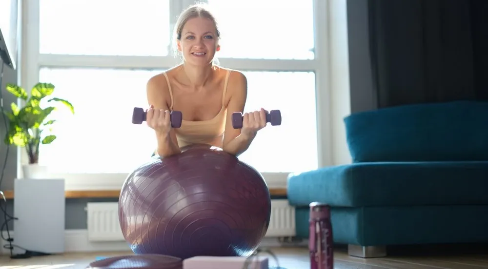 Phụ nữ trên 40 tuổi cần tránh 4 sai lầm này khi tập luyện thì khỏi lo chuyện 