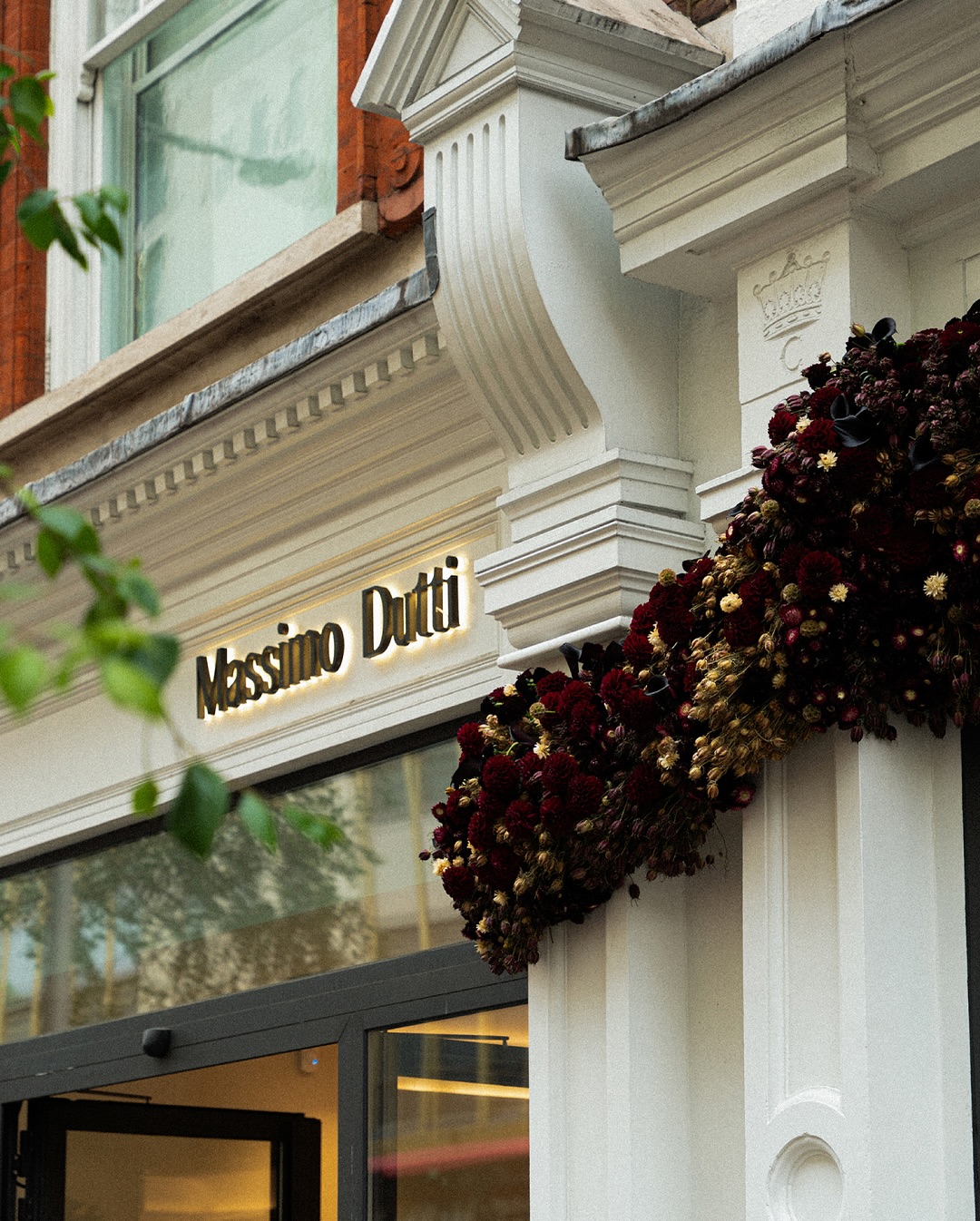 Sự thông minh của Thiều Bảo Trâm khi theo đuổi quiet luxury- Ảnh 11. Sự thông minh của Thiều Bảo Trâm khi theo đuổi quiet luxury- Ảnh 11.