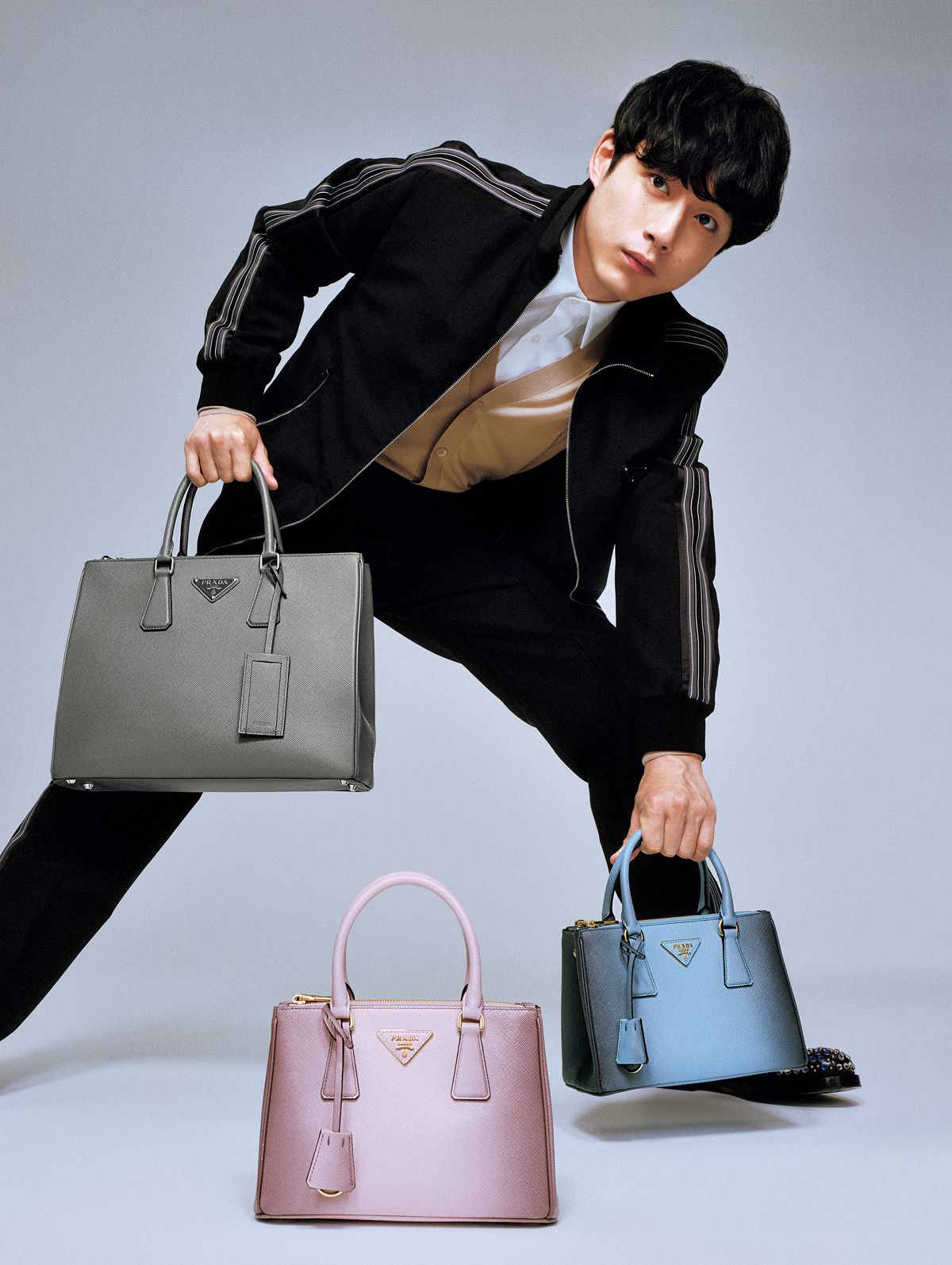 2 đại sứ ngoại tình với nhau, Prada chắc “sống khỏe” nhờ phí bồi thường hợp đồng- Ảnh 7.