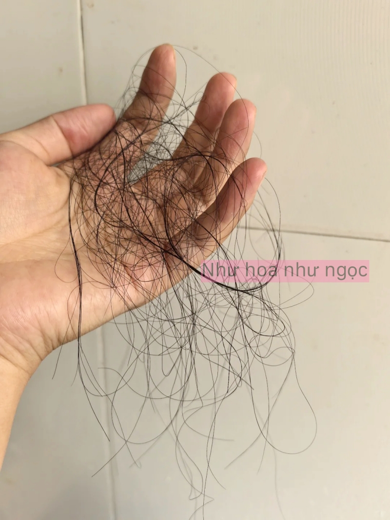 Tôi gội đầu bằng bột mì thay dầu gội, sau 2 tháng nhận ra mái tóc mình thay đổi hẳn- Ảnh 3.