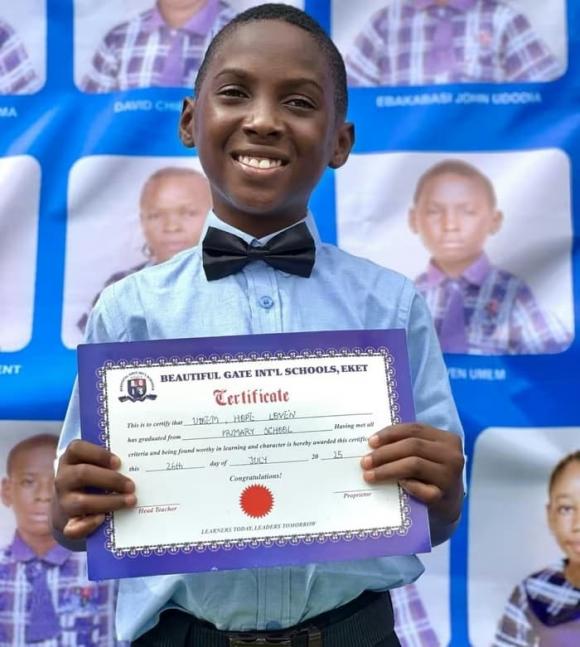 Cậu bé châu Phi , cậu bé Nigeria, bé Hope