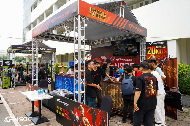 Tiên Tiên, Ánh Sáng Aza, Wxrdie cùng “bữa tiệc giải trí” NSOC Unitour tại trường Đại học Xây Dựng Hà Nội- Ảnh 8.