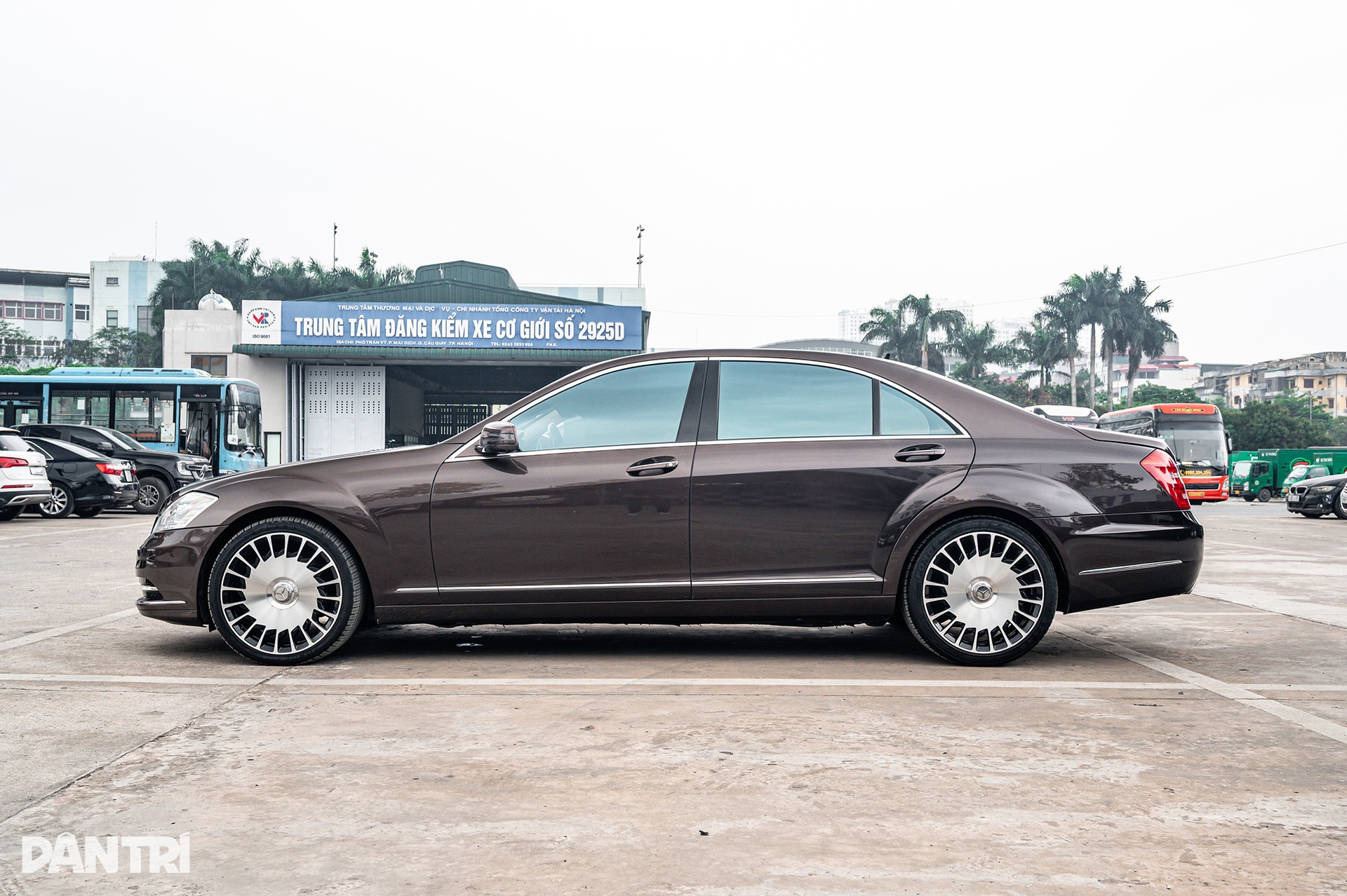 “Biến” Mercedes-Benz S 500 cũ 700 triệu trông như bản 2025 giá 15 tỷ đồng - 4