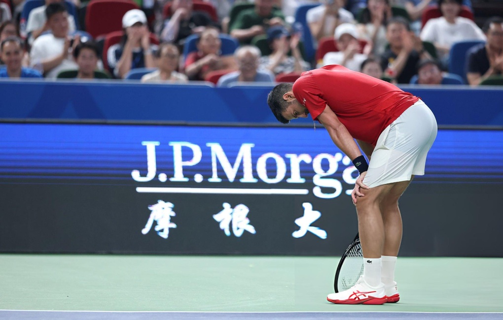 Djokovic khởi đầu Thượng Hải Masters bằng chiến thắng trước Cilic - 2