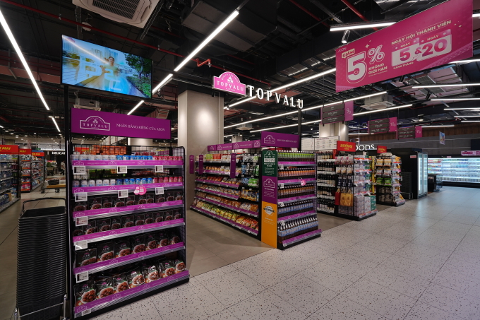 Khu vực hàng tiêu dùng mang thương hiệu TopValu – một nhãn hàng của riêng Aeon tại Aeon Văn Giang. Ảnh: Aeon Việt Nam