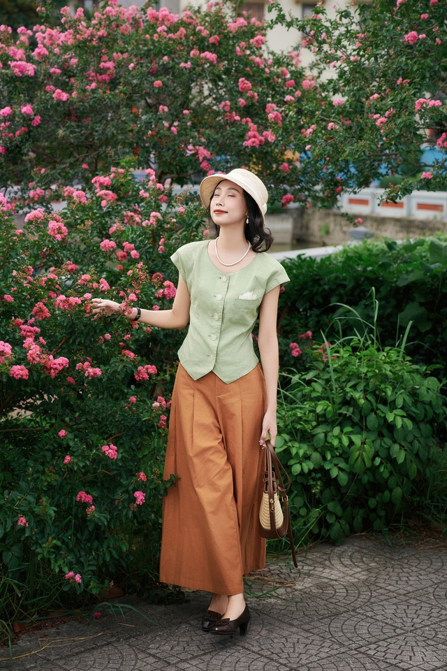 Quần ống rộng vừa thoải mái lại thời thượng, 'cân' đẹp  mọi vóc dáng- Ảnh 2.