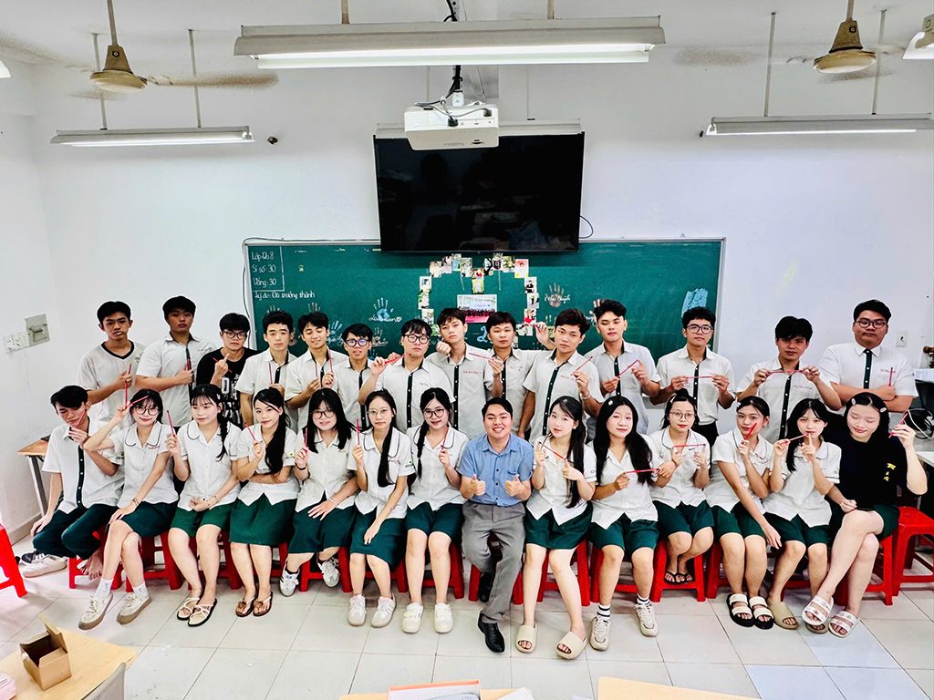 Trái tim yêu học trò của thầy giáo Sang- Ảnh 3.