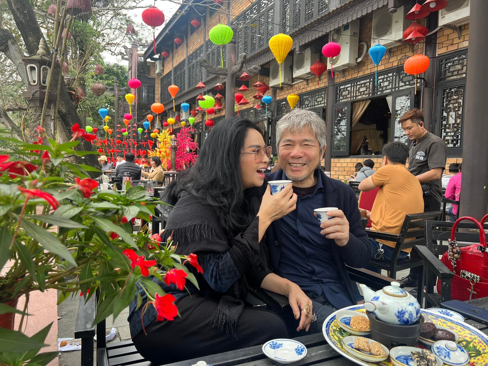 Diva đầu tiên được phong NSND: Sở hữu nhà mặt tiền Tây Hồ cực xịn, sau 3 lần đò đã tìm thấy hạnh phúc- Ảnh 8.